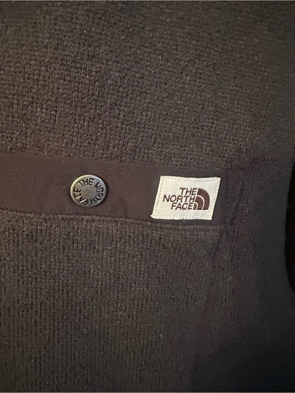 The North Face Men’s Charcoal Black Half-Zip Fleece Pullover